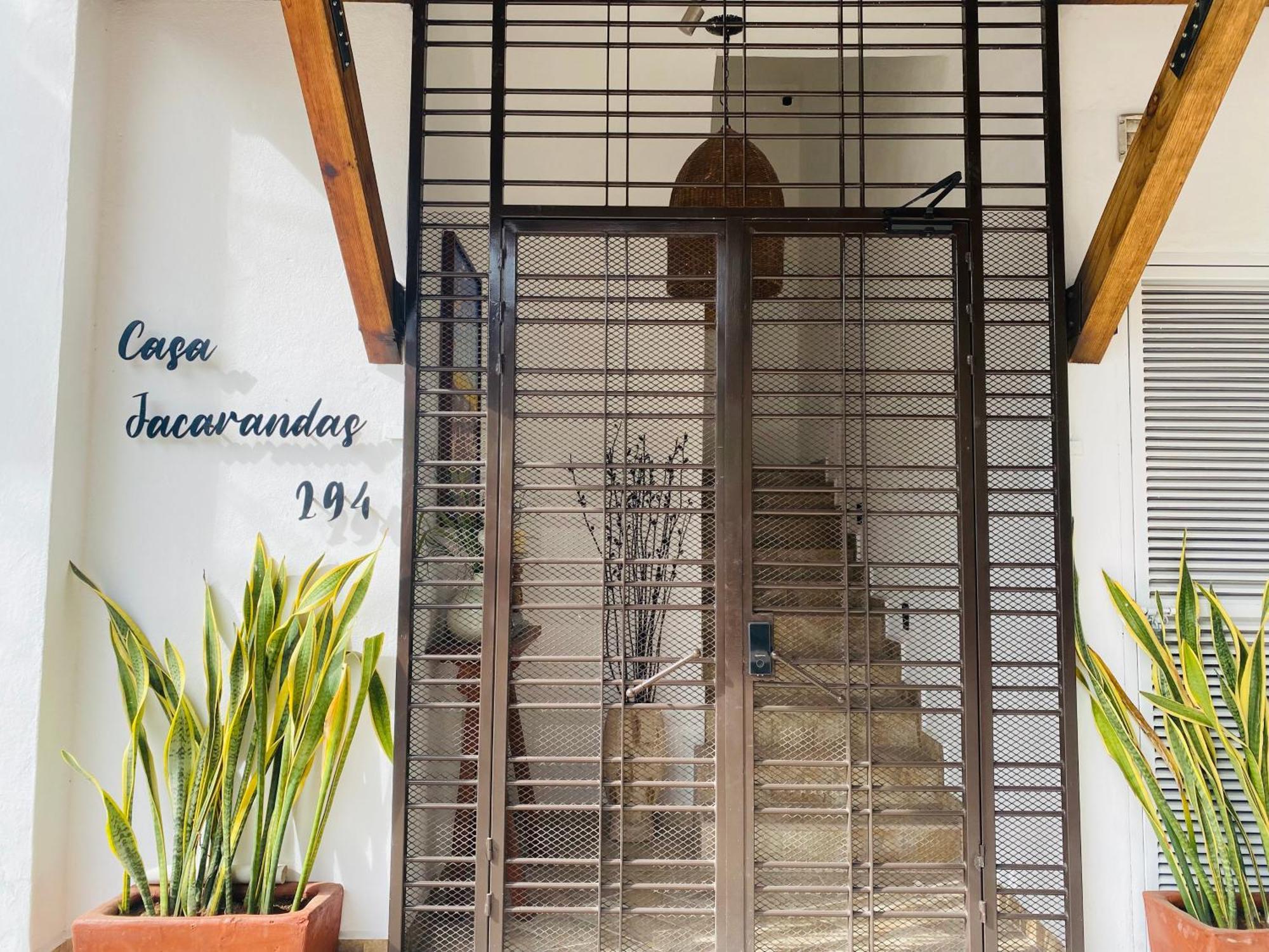 Apartment 6 Blocks To Beach, Roof Terrace With Spa Tub & Bbq *